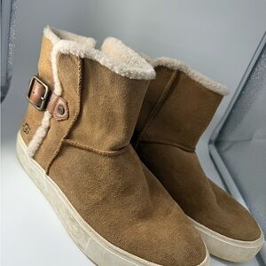 UGG Women's Tan and Brown Boots Size 10 Brown Suede Shearling Boots